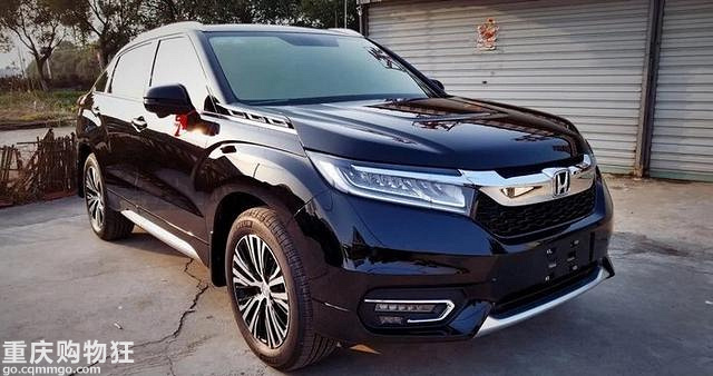 奥迪Q7追尾本田冠道，同样是SUV，但是结果你肯定没猜中