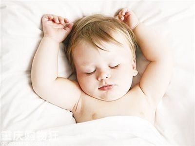 如何培养三个月的宝宝睡眠时间？