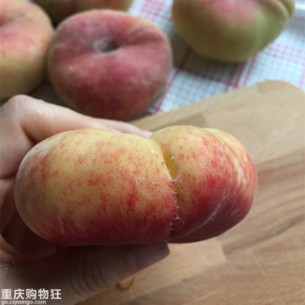 【闪团】新疆蟠桃120元7.5斤包邮，攀枝花桂圆78元5斤包邮！