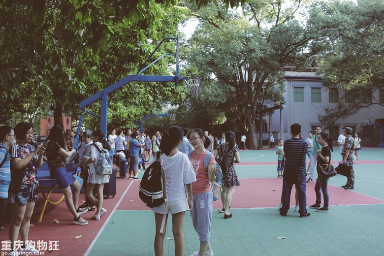 开学直击二外报名日，第一天就考试，今年18个班
