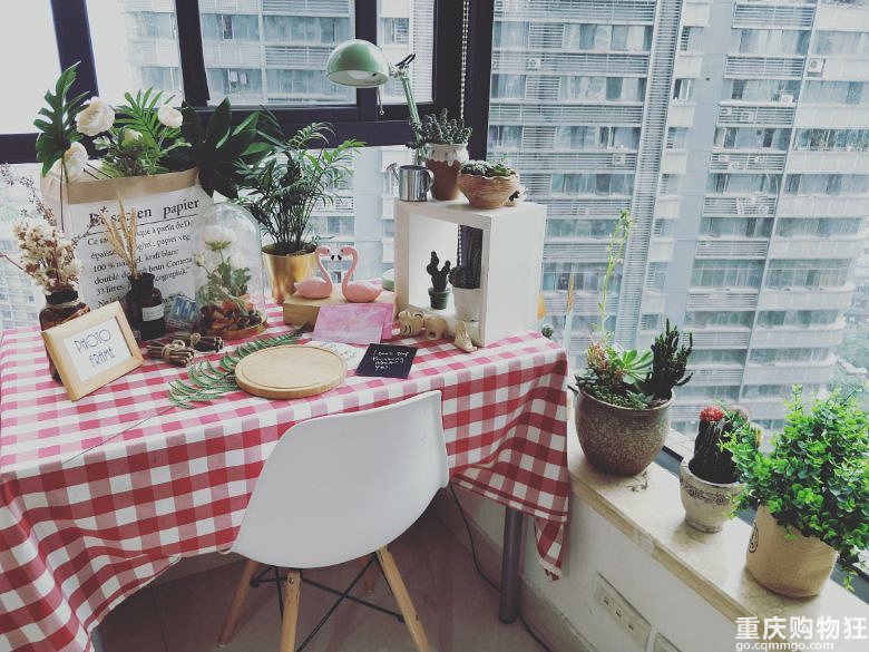 闺蜜周末的打开方式，在一家温馨小店你做蛋糕、我学牛排西餐