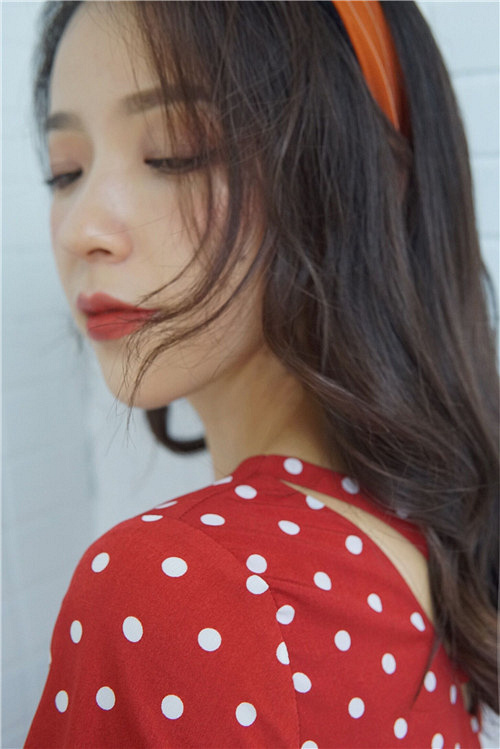 关掉美颜和滤镜, 教你解锁甜美复古感妆容..