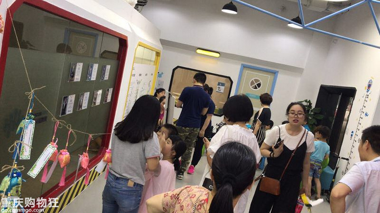 犹豫了黑久，还是打算给娃儿报个注意力集中的班试一哈