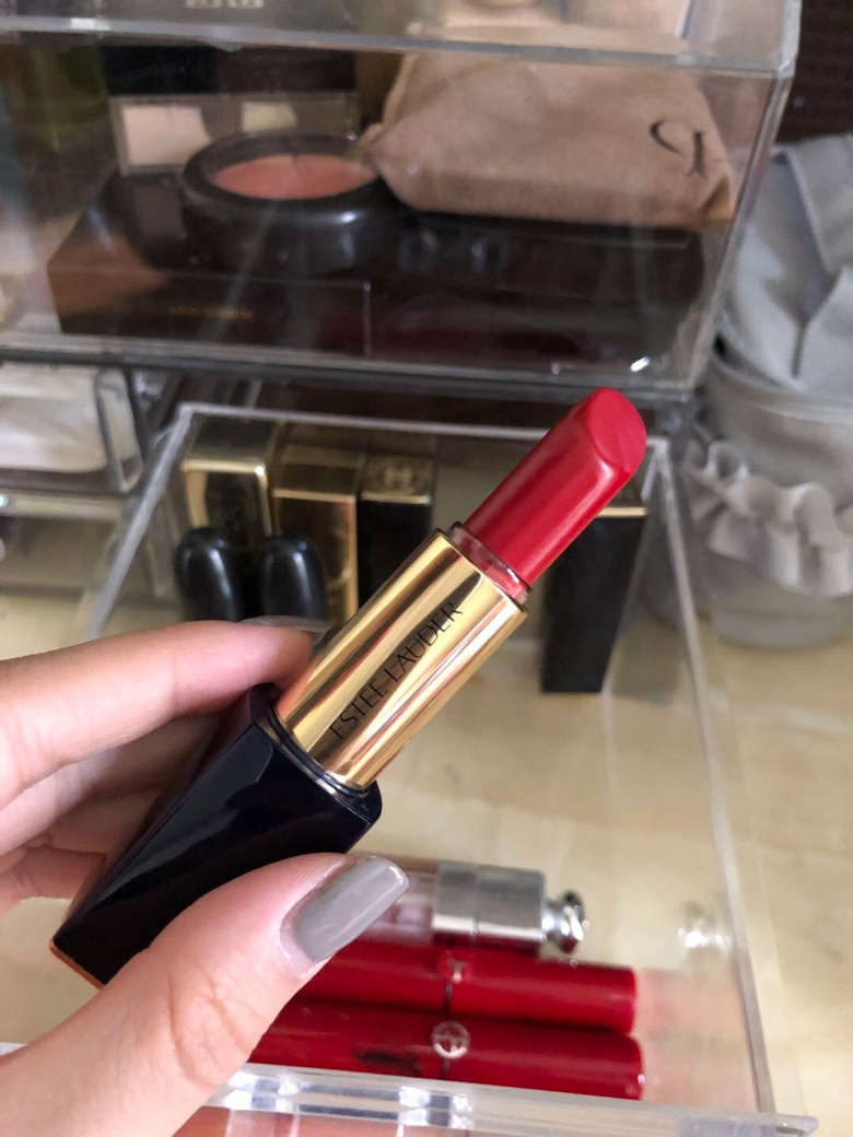 雅诗兰黛330哑光 原价270,现在16