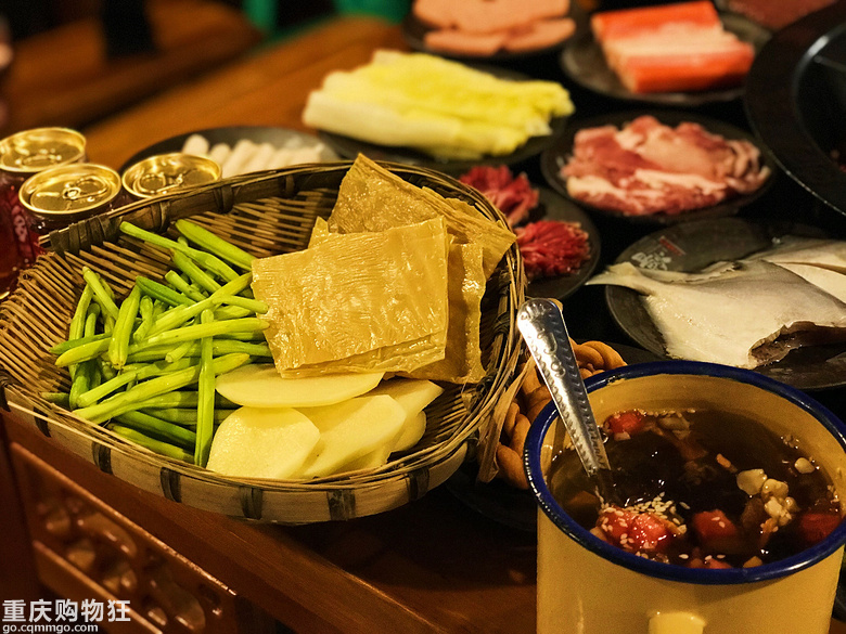 【9月今天吃什么】随手晒晒今日吃喝，管管请你吃三拖一火锅