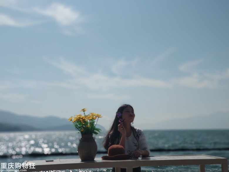 陪着闺蜜度蜜月