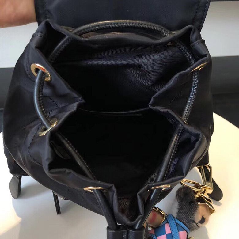 Burberry miniͱ˫