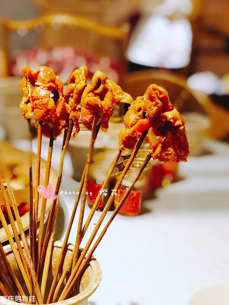 灯笼巷里打灯笼来吃火锅+【6月今天吃这个】