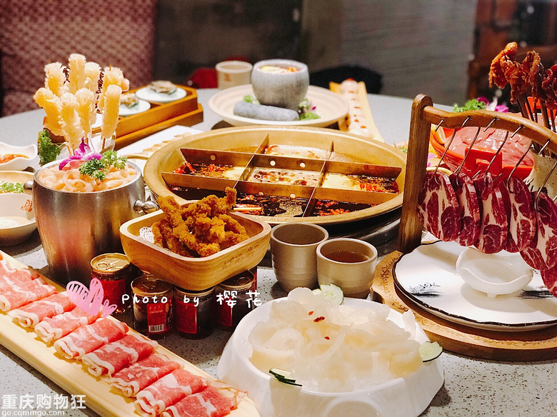灯笼巷里打灯笼来吃火锅+【6月今天吃这个】
