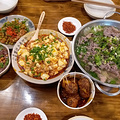 求乐山市好吃的串串，钵钵鸡……急急急