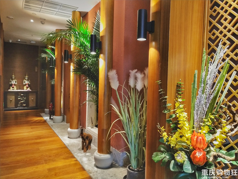 DHEVA THAI SPA 新光里的泰式按摩
