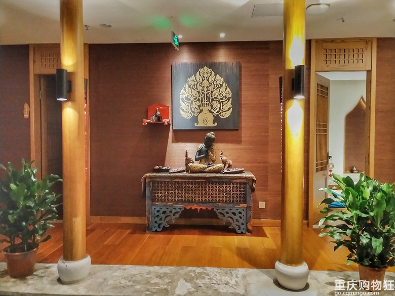 DHEVA THAI SPA 新光里的泰式按摩