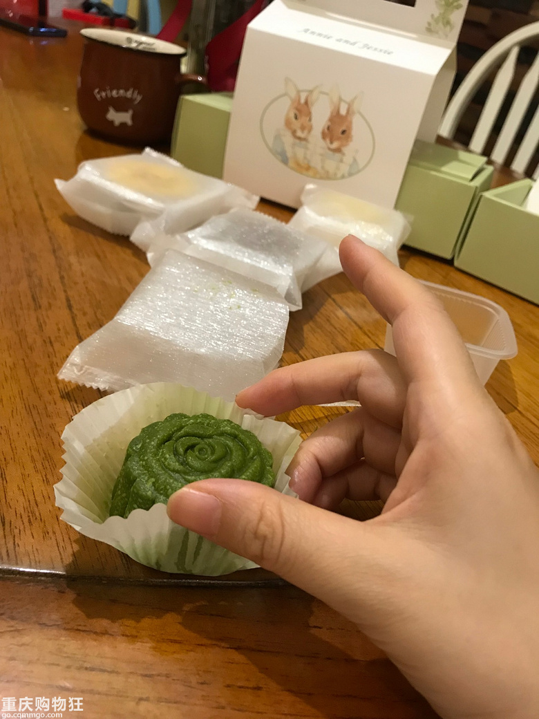 原来日本原产抹茶粉会掉色？吃了这个月饼长见识了