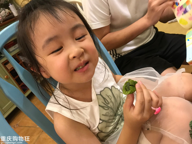 原来日本原产抹茶粉会掉色？吃了这个月饼长见识了