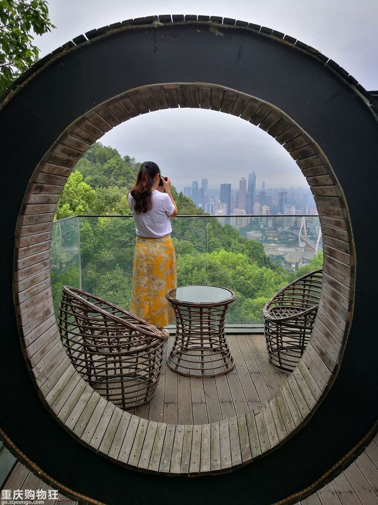 此处露个脸，正在拍风景的我，也成了别人眼中的风景。