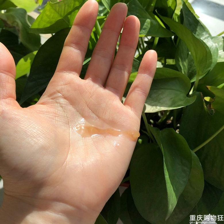 爱惨了的保湿精华，味道也好好闻