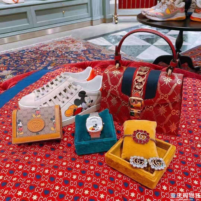 Gucci 情人节限定 也太他妈好看了吧 我败我秀 重庆购物狂