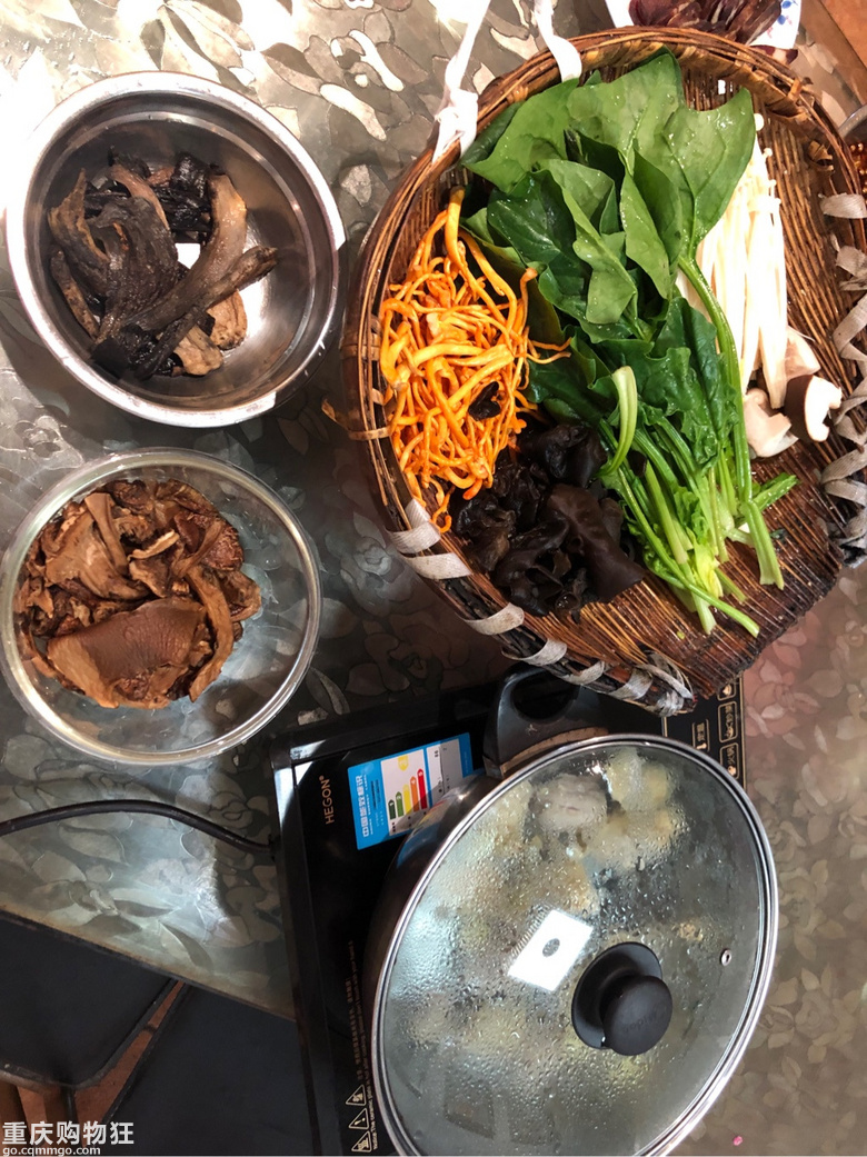 一疏食,一箪饮,一家人。