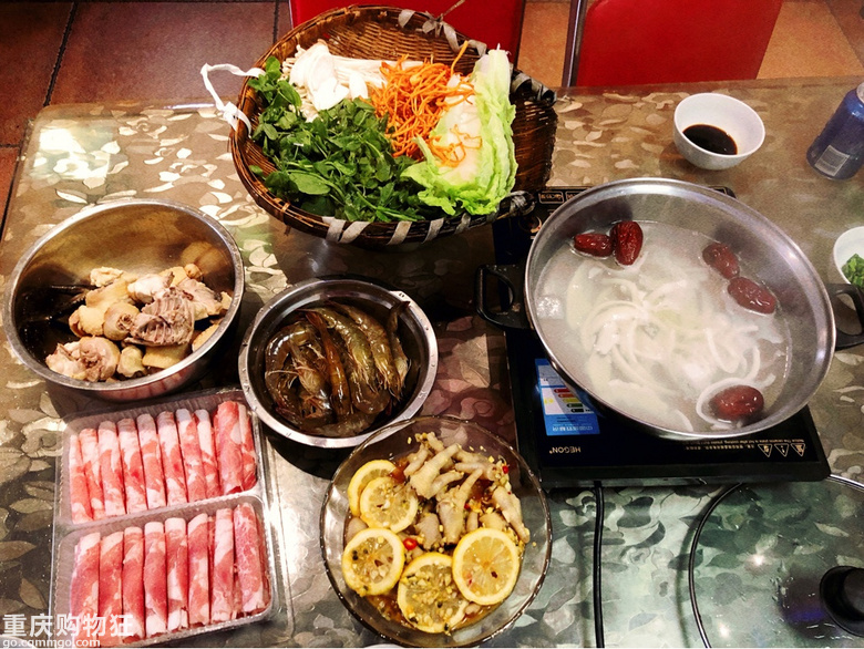 一疏食,一箪饮,一家人。