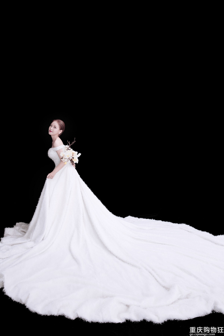死党变夫妻，一路走来你陪我一起长大+【春季秀出婚纱照】