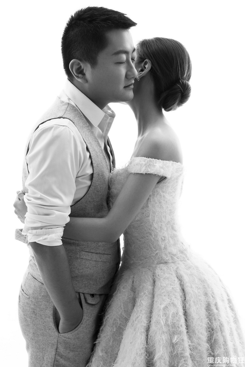 死党变夫妻,一路走来你陪我一起长大+【春季秀出婚纱照】