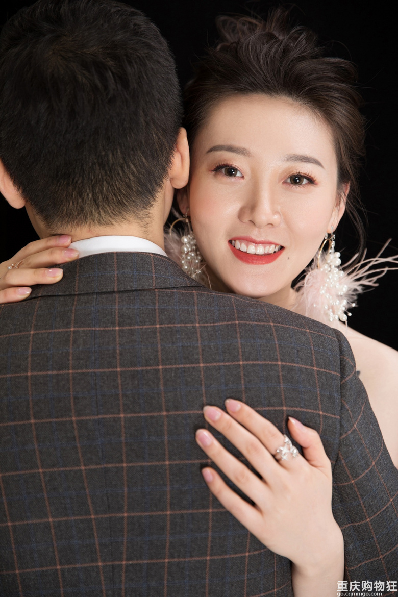 空姐和安全员的故事，一直都是你在保护我+【春季秀出婚纱照】