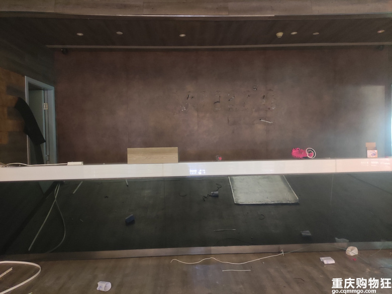 威尔士解放碑店粗暴闭店，强制转到海悦荟，拒绝退课退款