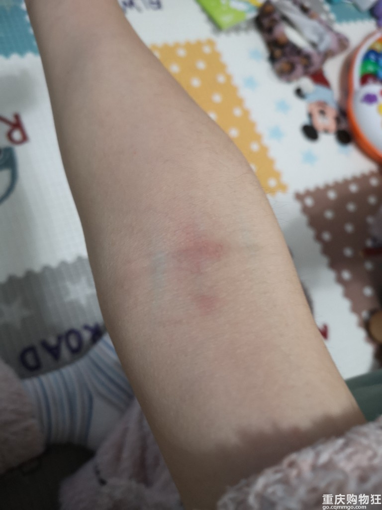 亲测有效的缓解胃痛的方法！按这个穴位就可以