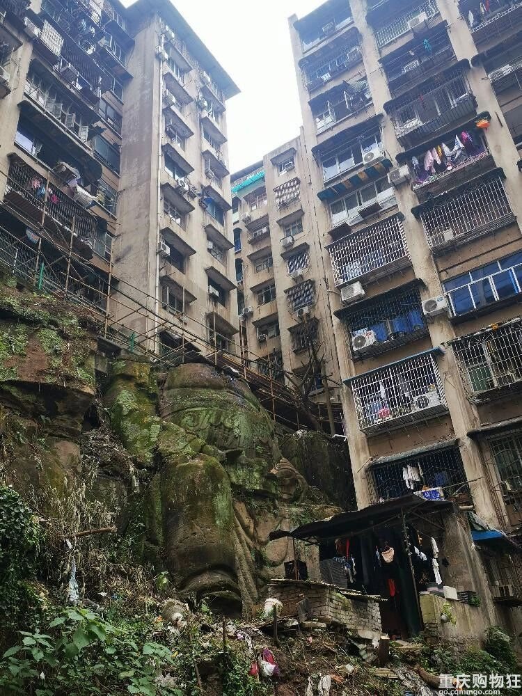 南坪无头大佛石刻身份确定：依造像风格，应为南宋遗物