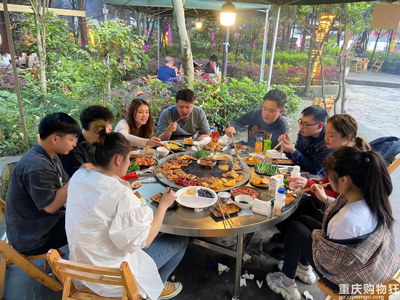 吃wanghong西昌火盆烧烤，以及狼人杀爱带节奏但输得惨的陈老大