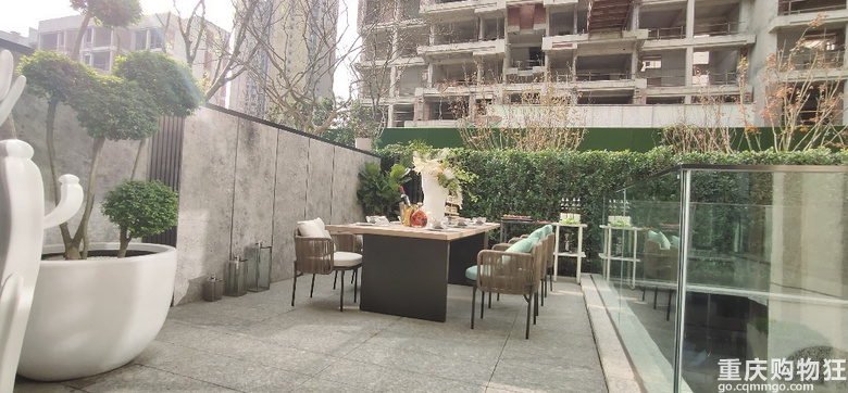 新上！现代高端洋房，首个星空主题景观中庭，舒适居住环境
