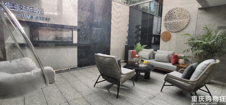 新上！现代高端洋房，首个星空主题景观中庭，舒适居住环境