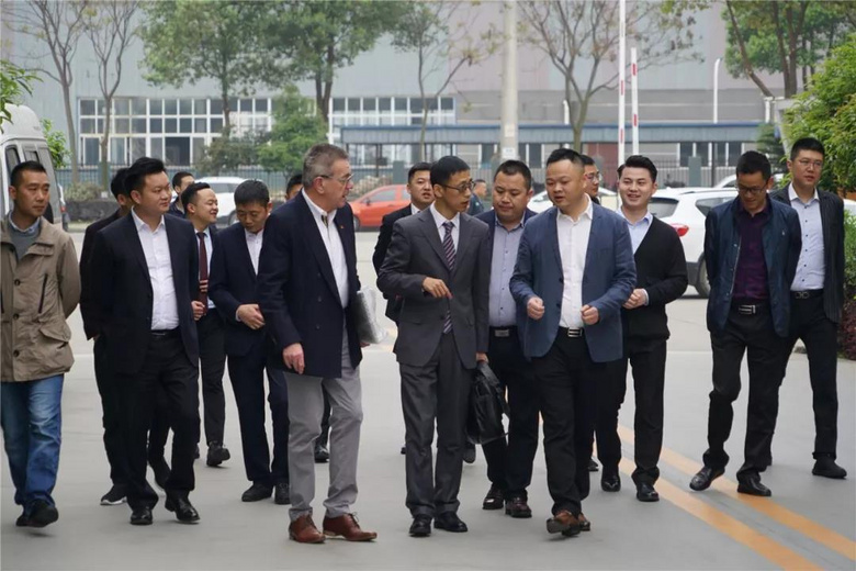 中德携手|打造阳光房新纪元!