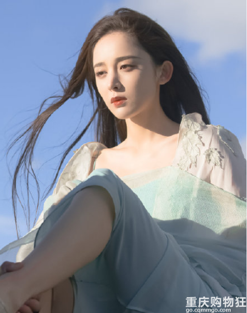 wanghong整容做成精灵耳，有人说是一种病态审美，正常耳朵整成精灵耳