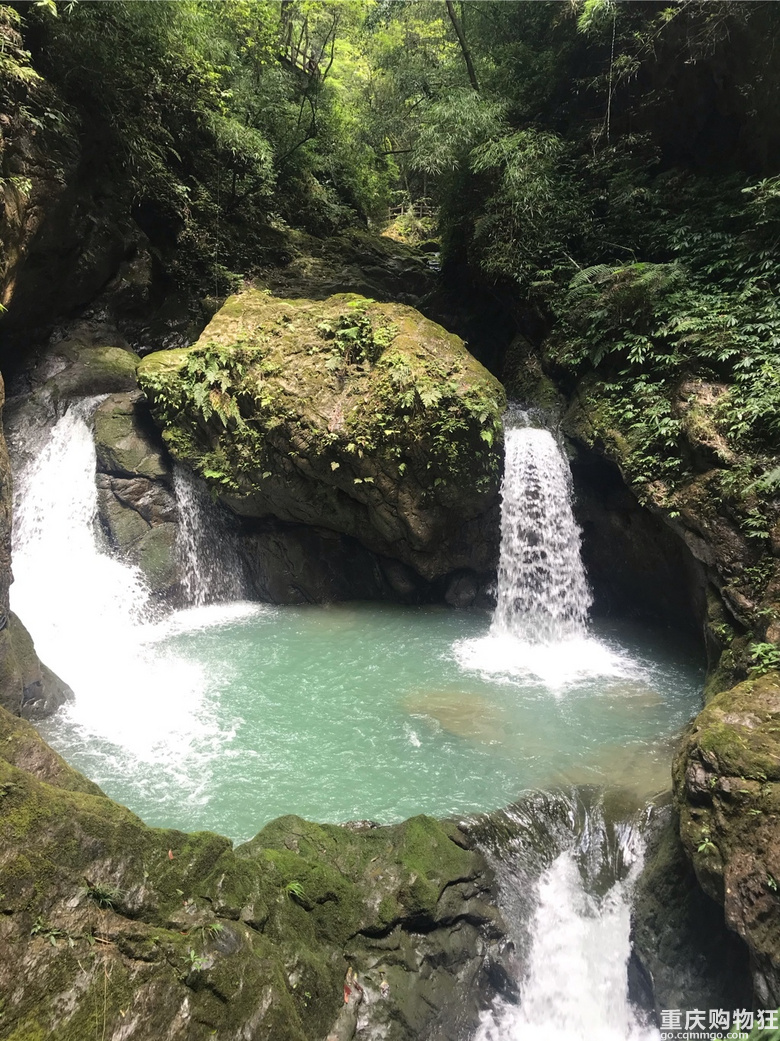 戏水黑山谷