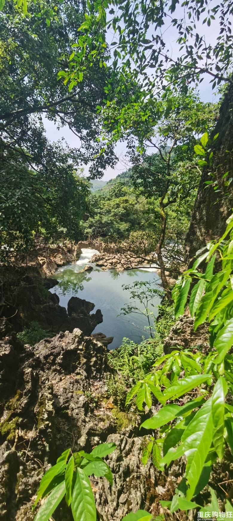 冒水潭上景