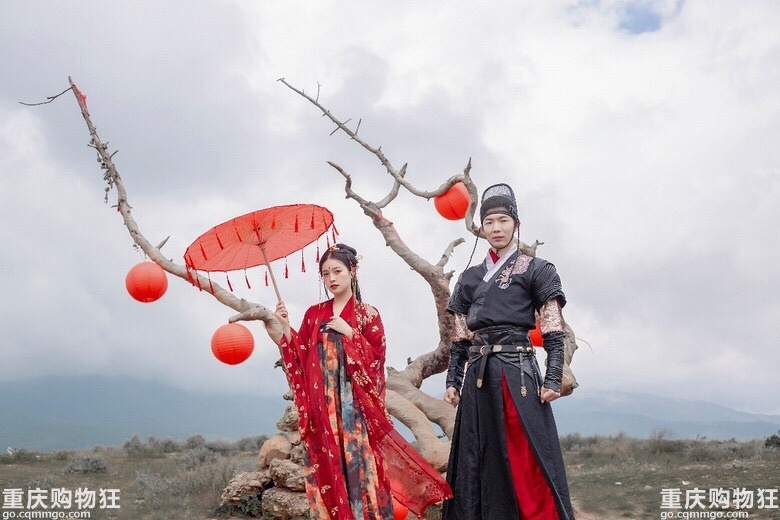 四年在这家婚纱店拍了三次婚纱照～这样拍绝对不会翻车～