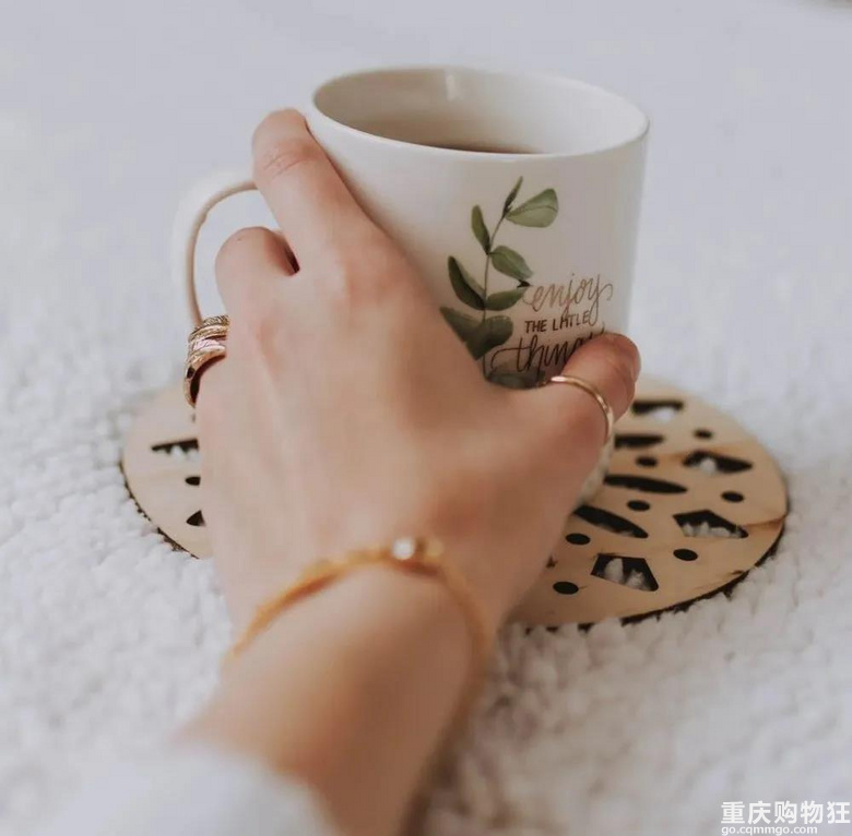 95后，正在把中国大妈挤出金店