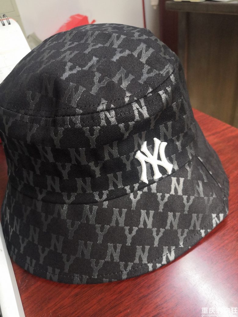 跟团买的MLB帽子合适又百搭