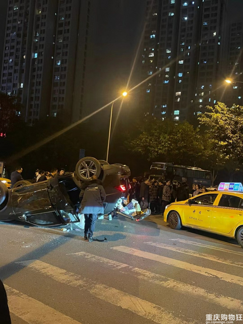 又被女司机吓翻的车祸