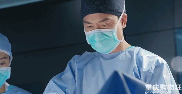 豆瓣8.8分的《星空下的仁医》还真挺好看