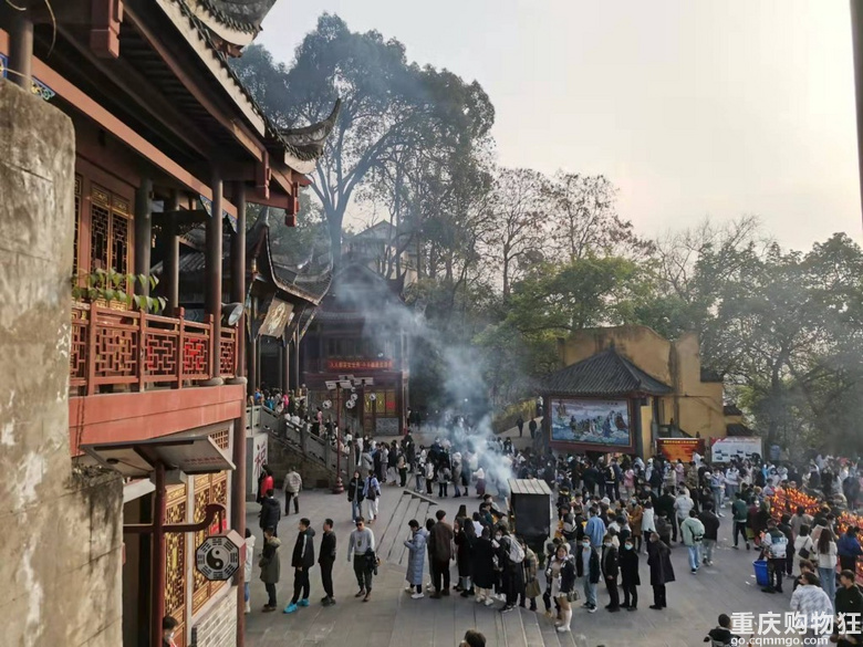 2022年第一天。和小伙伴一起徒步登山祈福