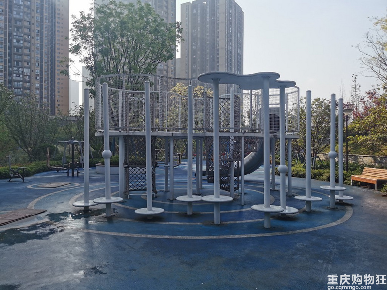走一走跳磴河步道，看看春日的景象