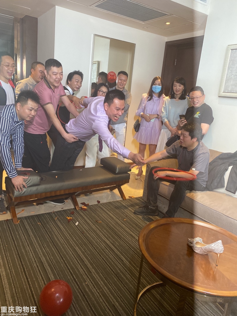 5.21我们轻松愉快热闹的婚礼,很累也很开心