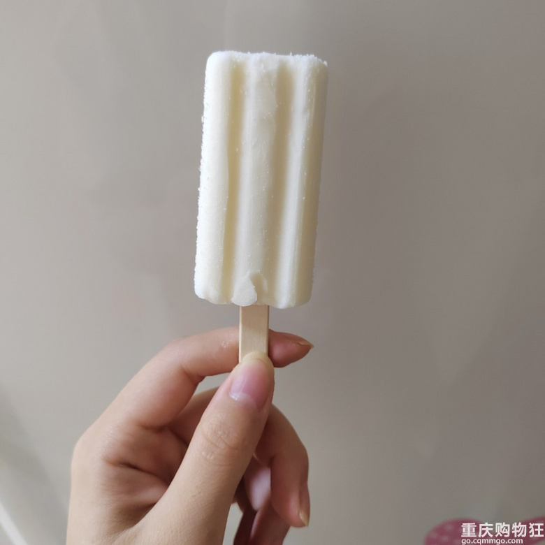 咱就是说，批发一箱雪糕，在家慢慢吃不香吗？