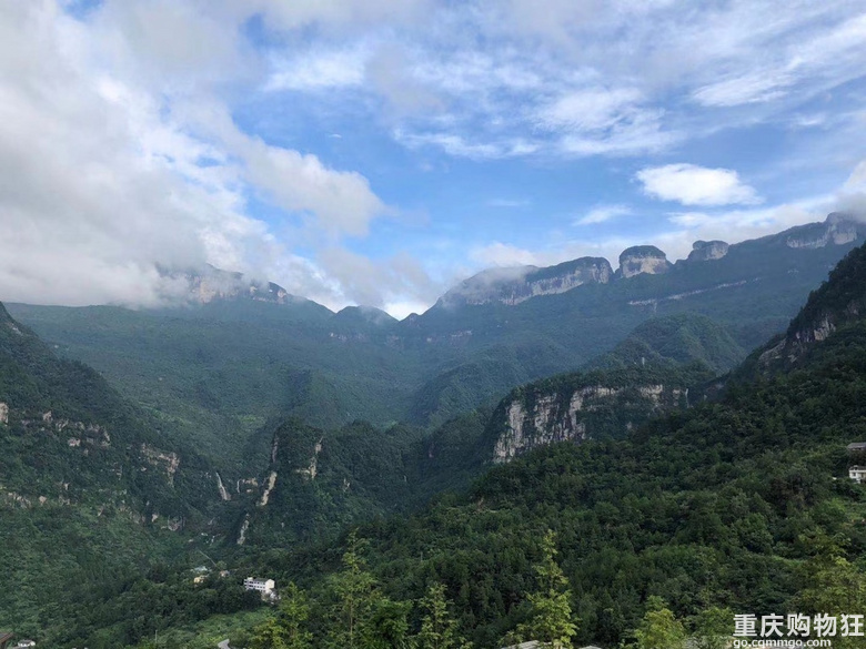 金佛山避暑房出售