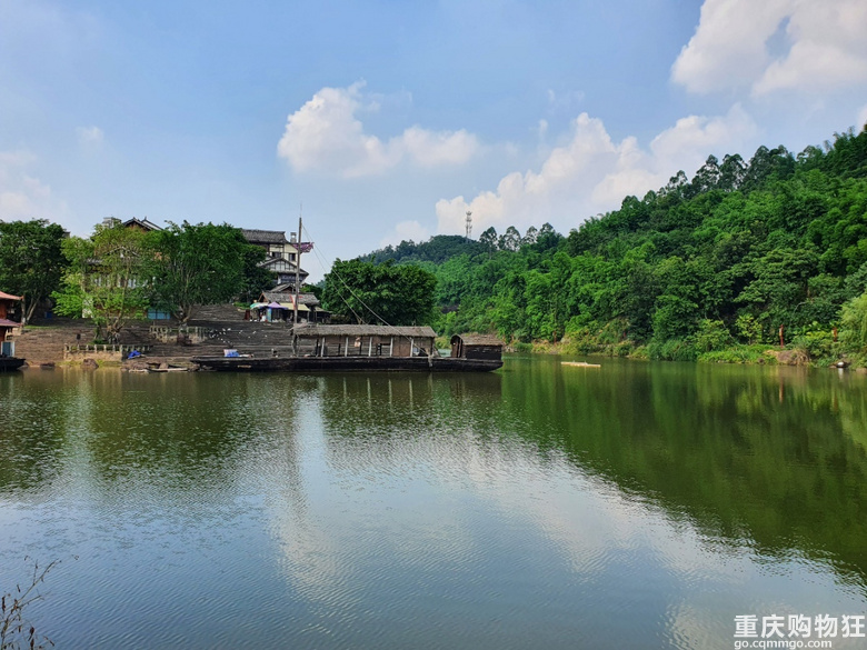 4号线旁的风景-两江影视城