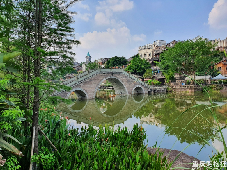 4号线旁的风景-两江影视城