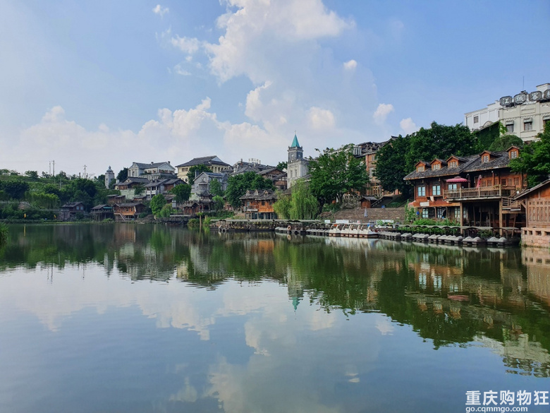 4号线旁的风景-两江影视城