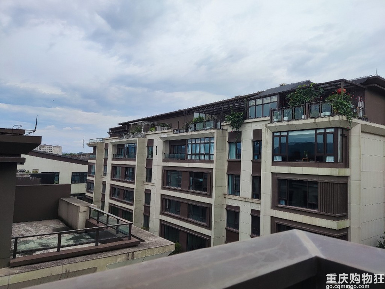 龙兴龙湖长滩原麓听麓